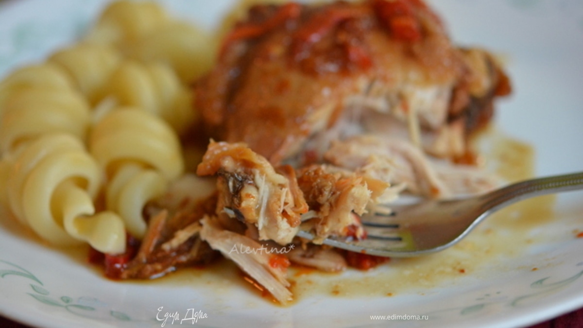 Курица в абрикосовом соусе в медленноварке