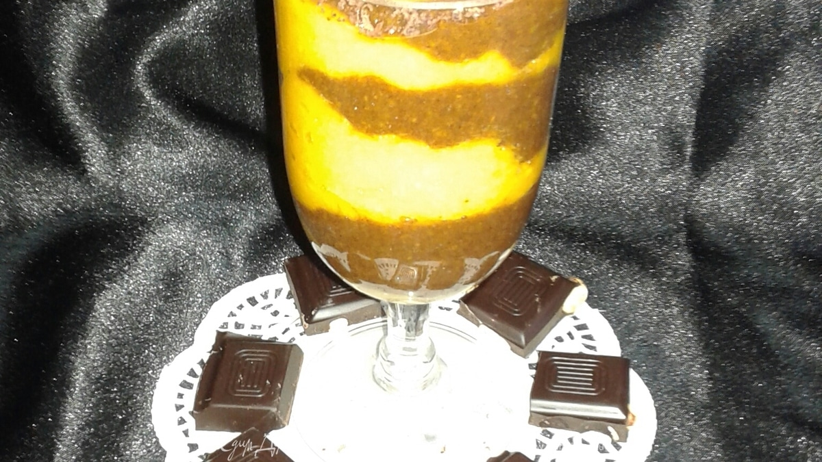 Яркий тыквенно-шоколадный смузи