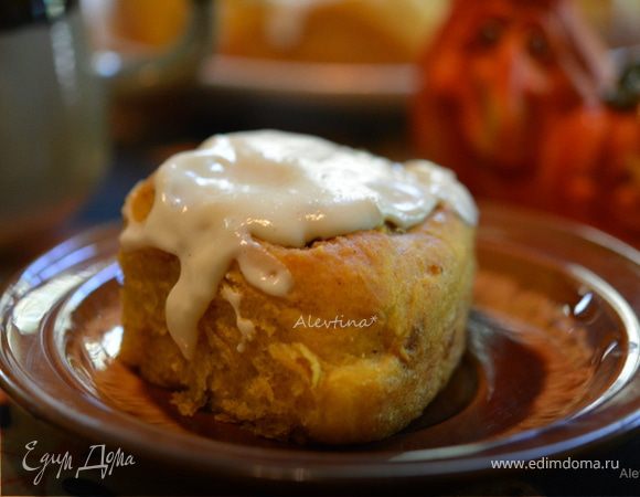 Тыквенные булочки с пеканом Тыквенные булочки с пеканом