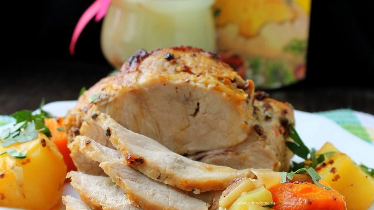 Мясо, запеченное с кардамоном и горчицей