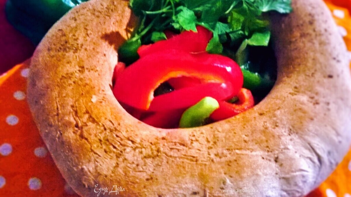 Хлеб с луком и чесноком