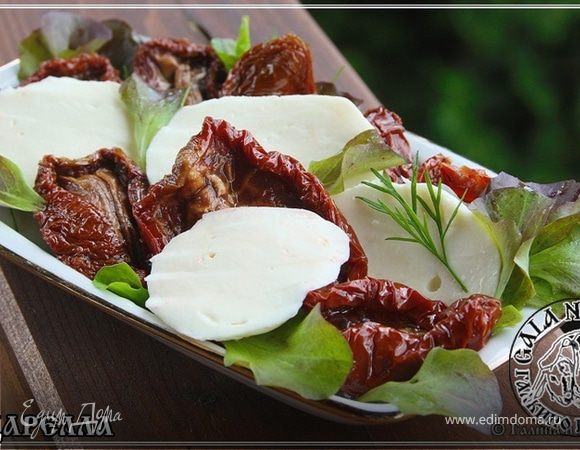 Моцарелла из молока англо-нубийских коз Моцарелла из молока англо-нубийских коз