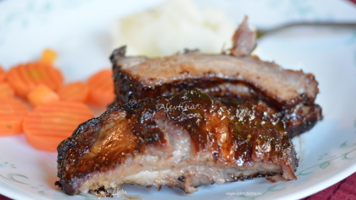 Свиные ребрышки в соевом-медовом маринаде и соусе