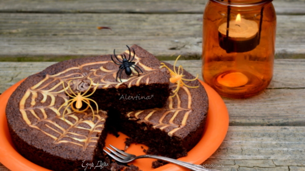 Миндальный брауни праздничный