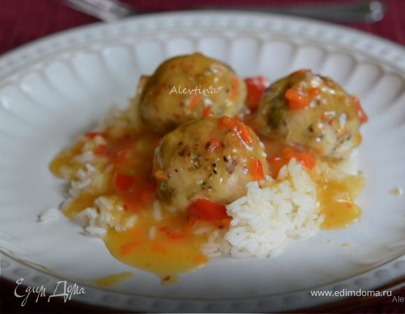 Фрикадельки с фисташками из индюшатины под апельсиновым соусом