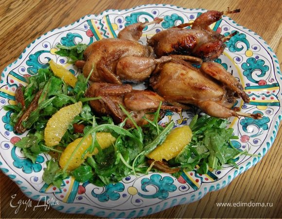 Перепелки с апельсиновым салатом Перепелки с апельсиновым салатом