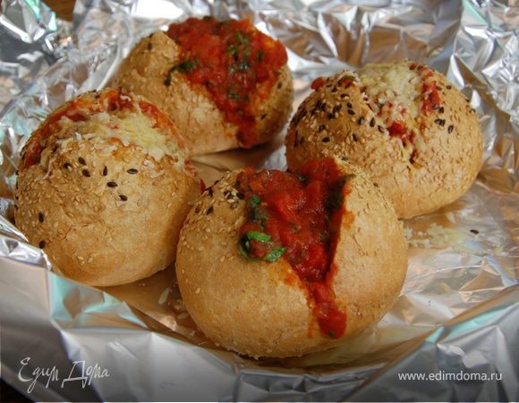 Булочки с тефтелями Булочки с тефтелями