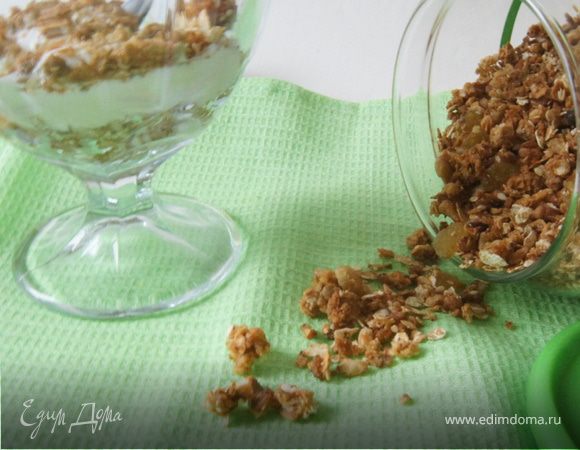 Гранола с йогуртом 