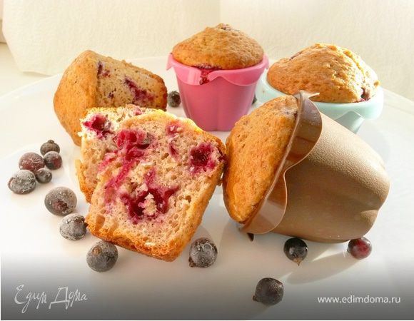 Йогуртовые маффины с черной смородиной Йогуртовые маффины с черной смородиной