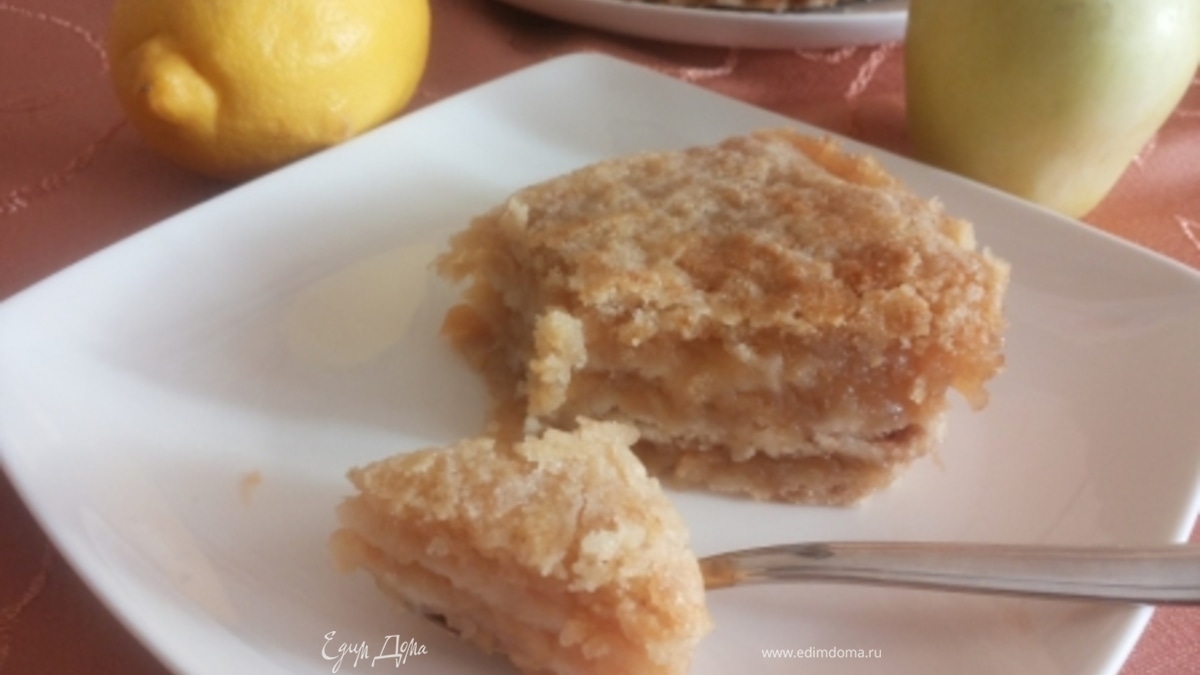 Яблочный кекс