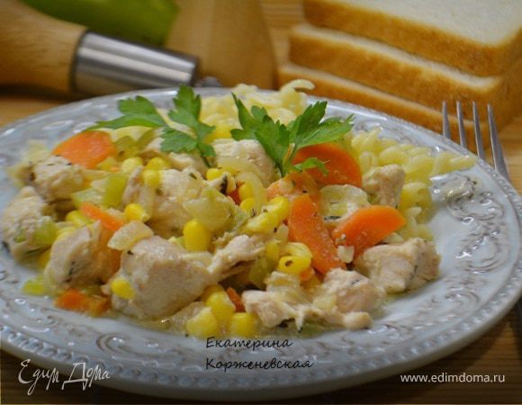 Куриная грудка с овощами в сливочном соусе Куриная грудка с овощами в сливочном соусе