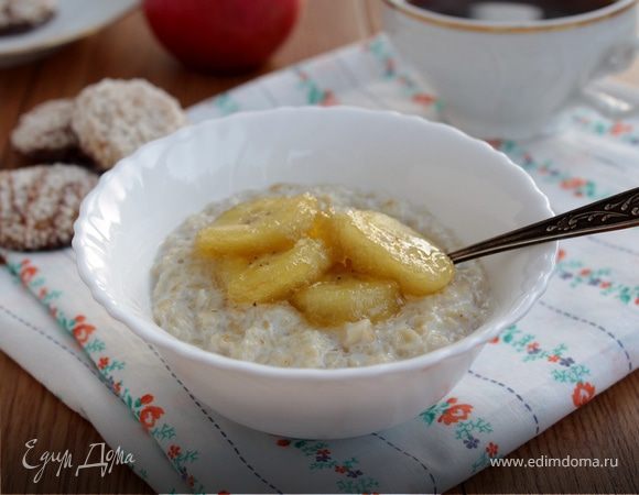 Овсяная каша с карамелизированными бананами