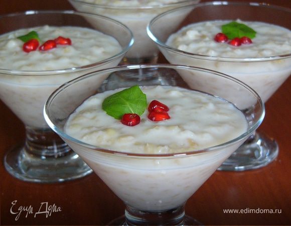 Сютляч из булгура (Bulgurlu sütlaç)