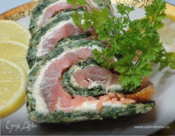 Рулет с лососем и зеленью