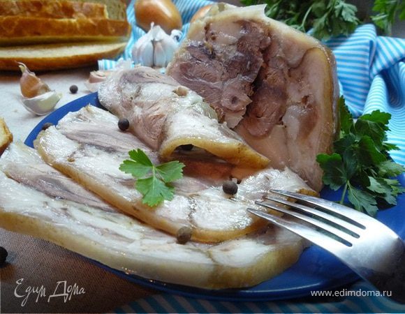 Рулька свиная со специями Рулька свиная со специями