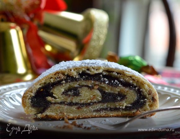 Творожно-маковый рулет