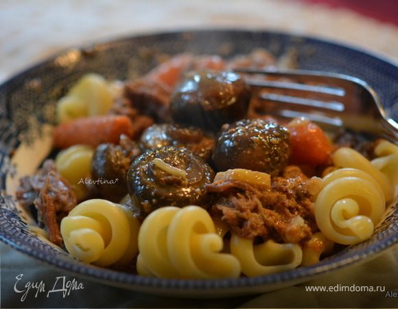 Жаркое из говядины с грибами Жаркое из говядины с грибами