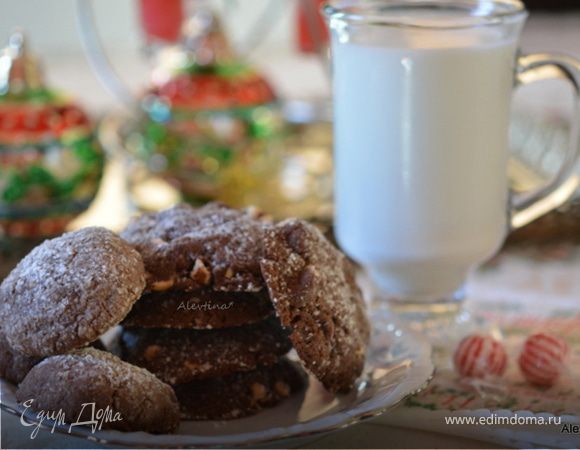 Шоколадное печенье с фундуком Шоколадное печенье с фундуком