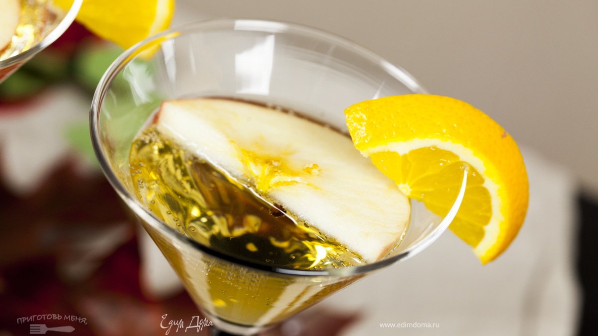 Пунш с яблоками и апельсином