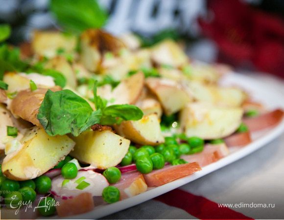 Картофель с горошком и ветчиной