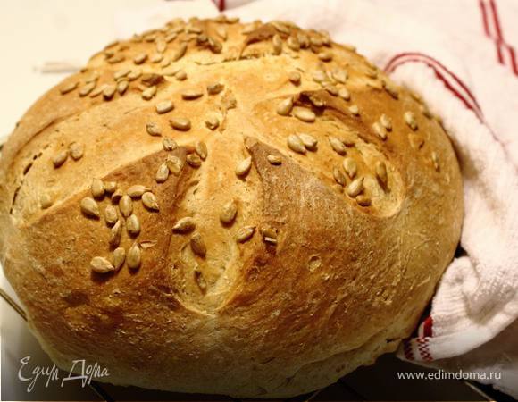 Пшенично-ржаной хлеб с семечками Пшенично-ржаной хлеб с семечками