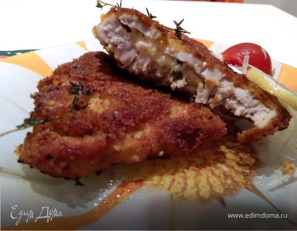 Кордон блю из индейки и закусочные шарики