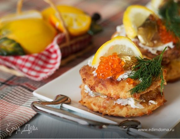 Лепешки тминные с копченной скумбрией Лепешки тминные с копченной скумбрией