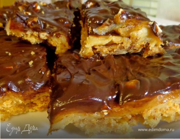 Шоколадное печенье с кешью и кремом тоффи