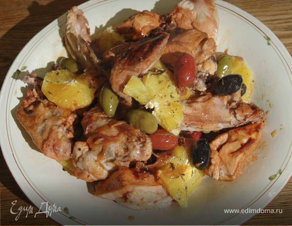 Курица с апельсинами и оливками Курица с апельсинами и оливками