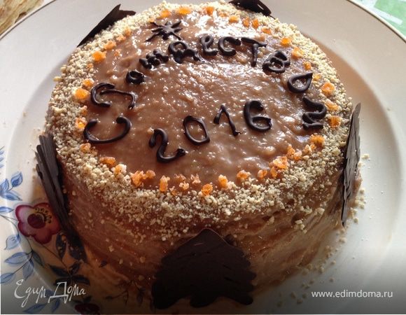 Блинный торт с орехово-шоколадным кремом Блинный торт с орехово-шоколадным кремом