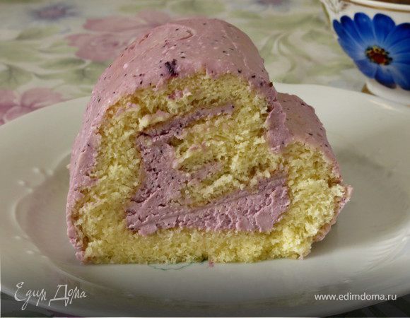 Бисквитный рулет "Сердце" Бисквитный рулет "Сердце"