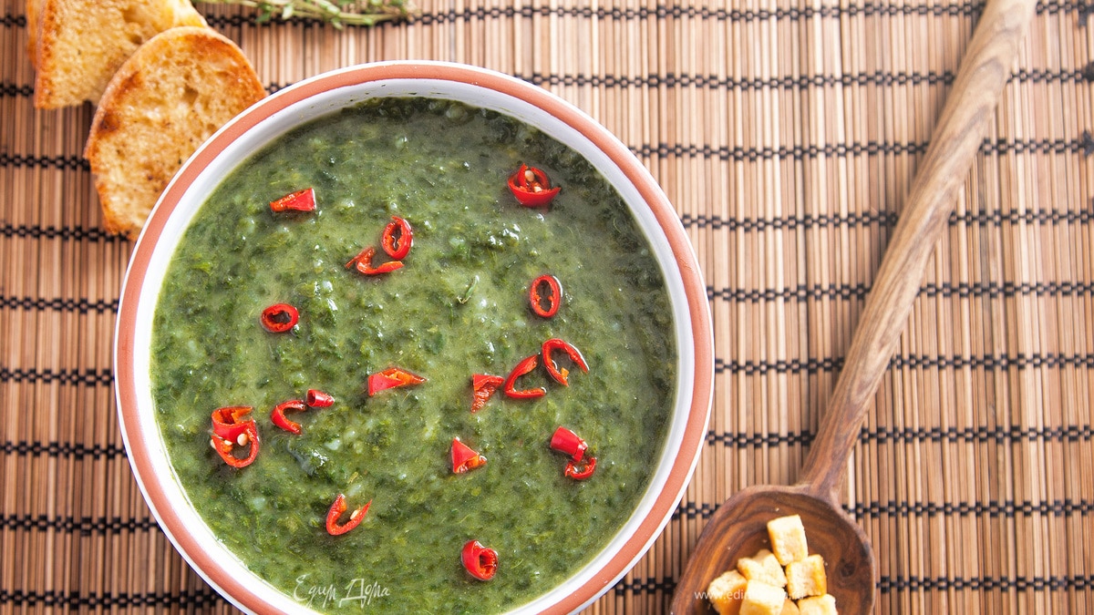 Холодный зеленый суп