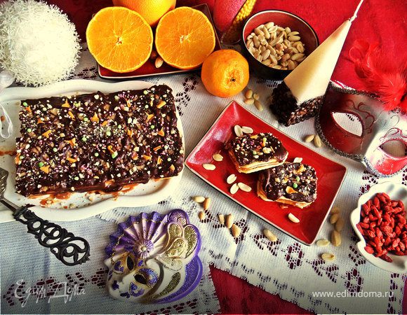 Торт с двойным шоколадом (без выпечки) Торт с двойным шоколадом (без выпечки)