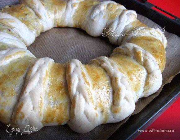 Пирог с капустой "Венок-рулет"