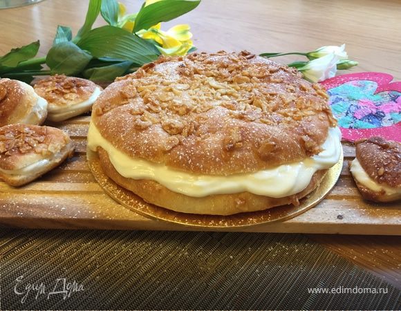 Тарт Тропезьен с творожным кремом Тарт Тропезьен с творожным кремом