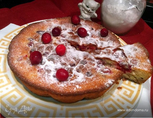 Пирог с клюквой