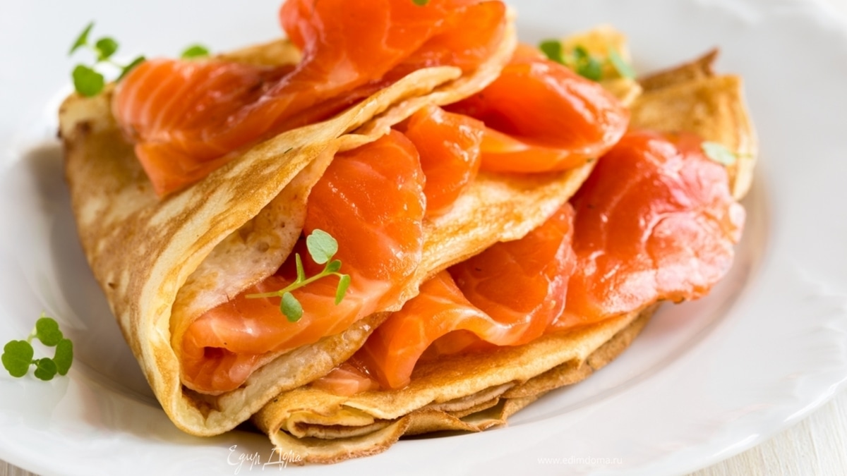 Блинчики со слабосоленой чавычей