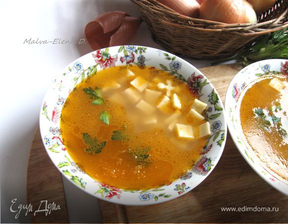 Итальянский овощной суп с пастой и зеленым горошком Итальянский овощной суп с пастой и зеленым горошком