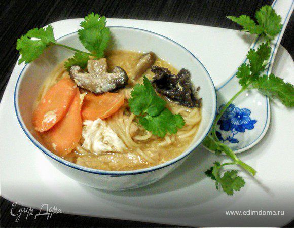 Китайский остро-кислый суп