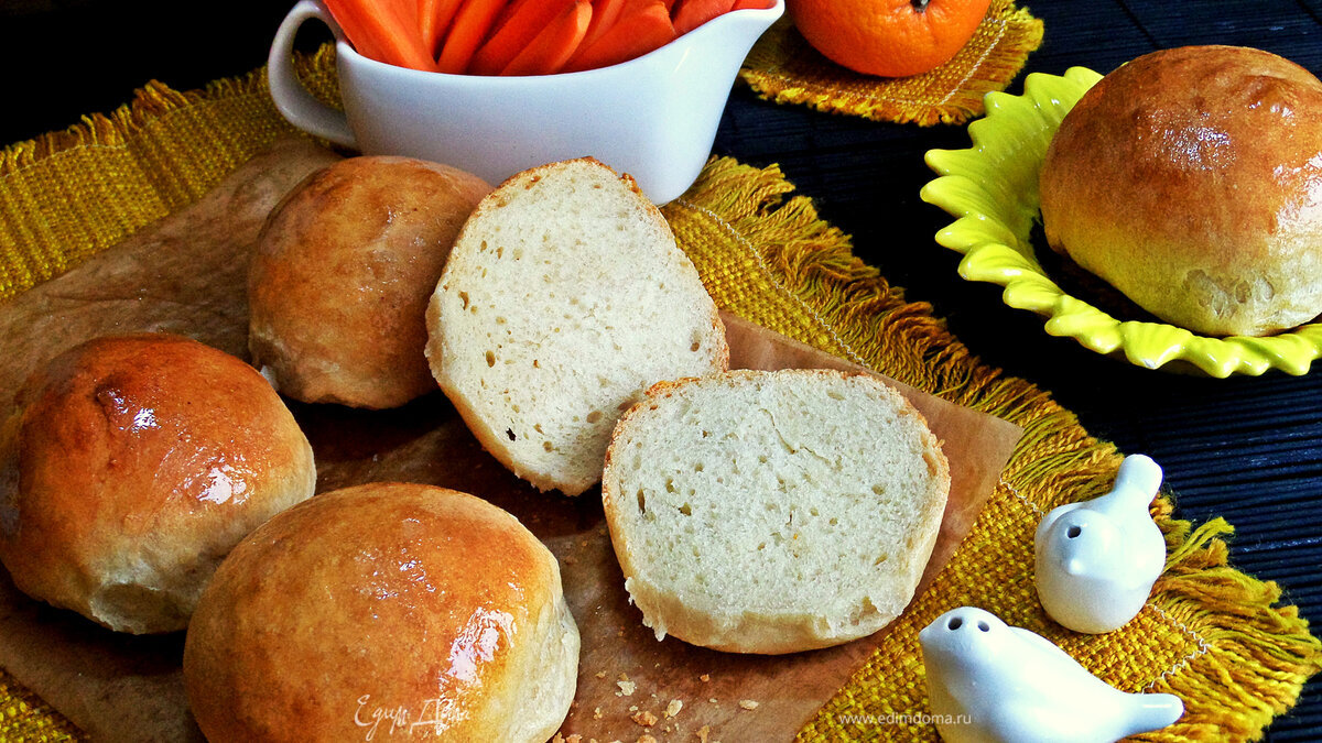 Булки бутербродные на морковном отваре