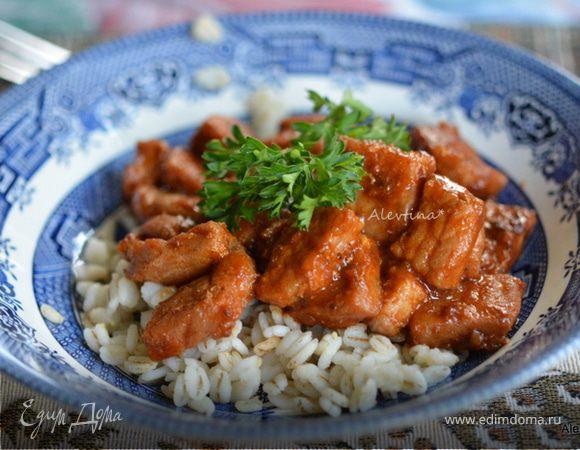 Тушеная свинина с чили соусом Тушеная свинина с чили соусом