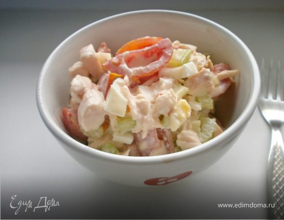 Салат с копченой курицей