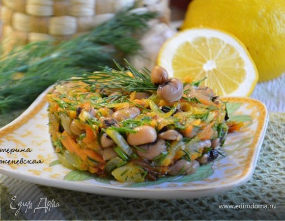 Салат с фасолью и овощами Салат с фасолью и овощами