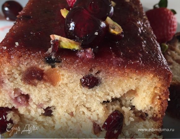 Мегаягодный миндальный кекс Мегаягодный миндальный кекс