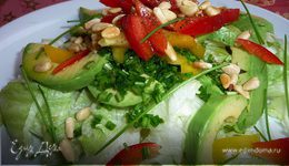 Зеленый салат с болгарским перцем