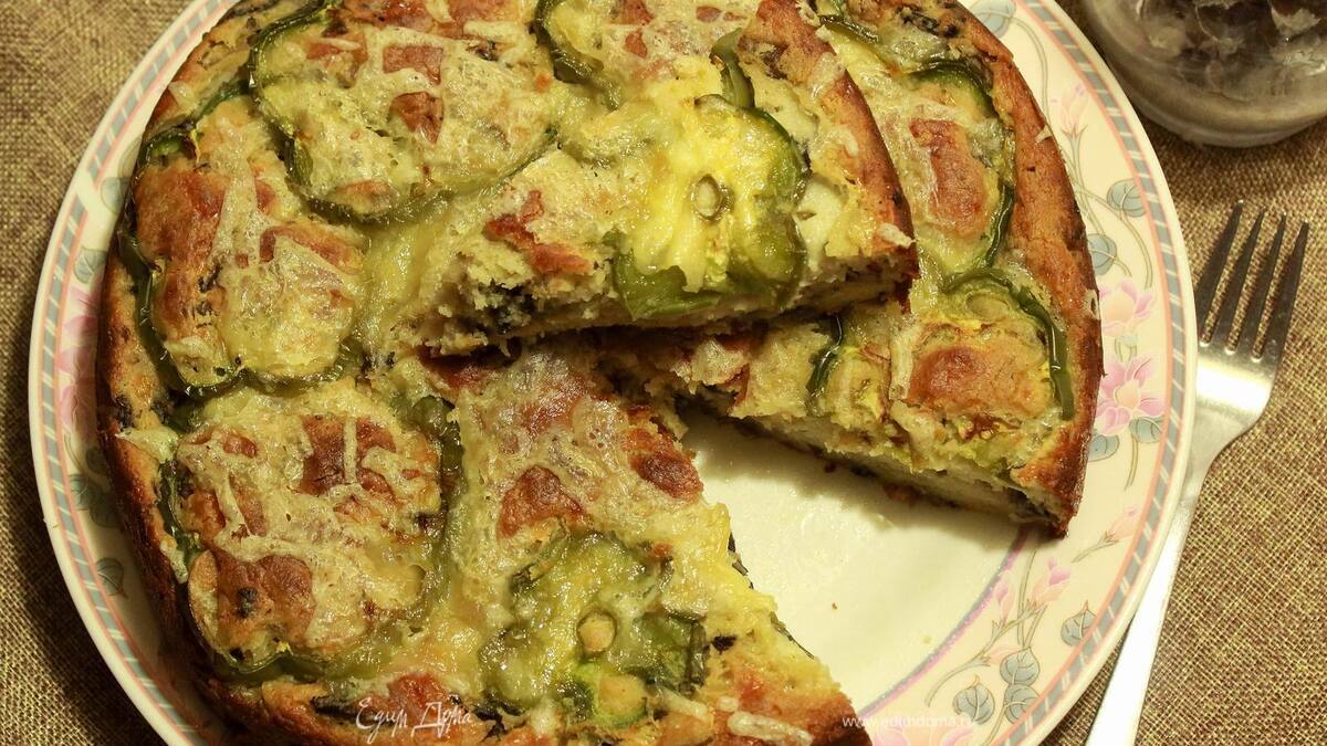 Пирог из кукурузной муки с грибами