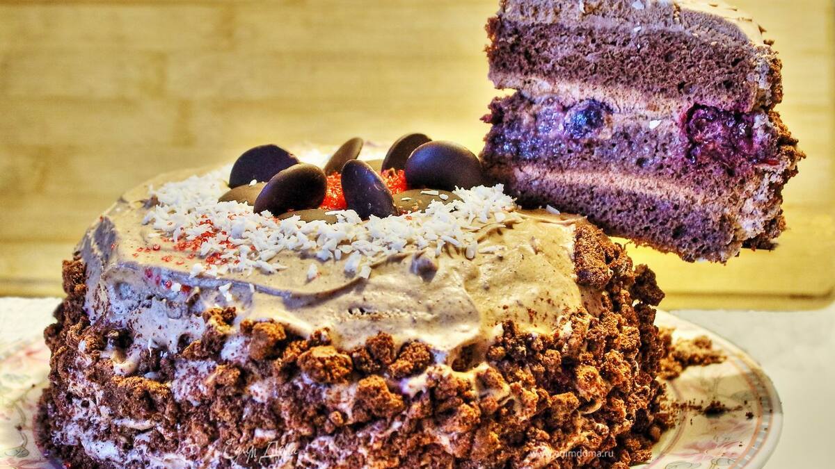Торт шоколадно-сливочно-вишневый «Летающий»