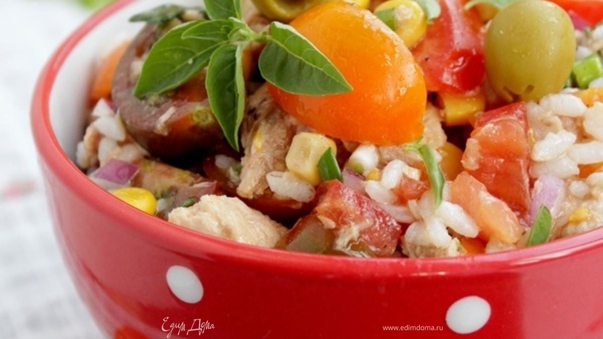 Салат с тунцом и рисом