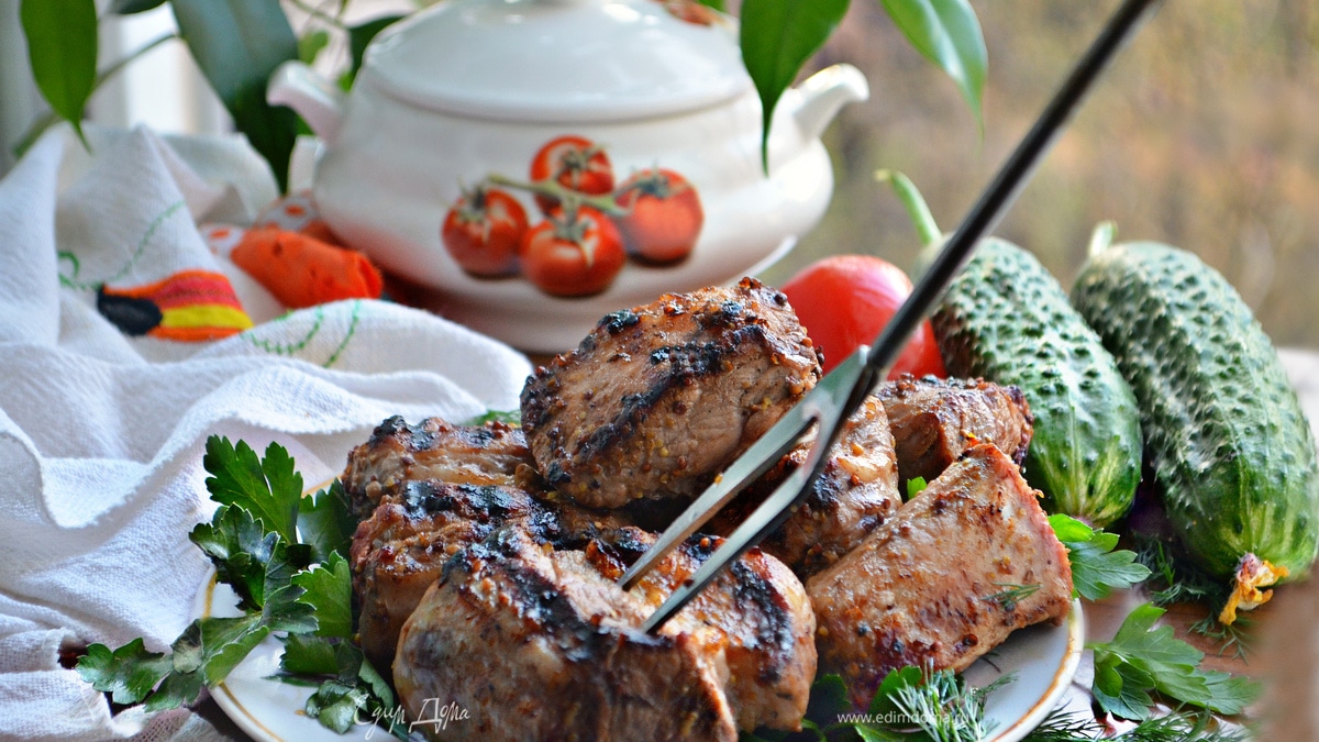 Свиные ребрышки в кленовой глазури