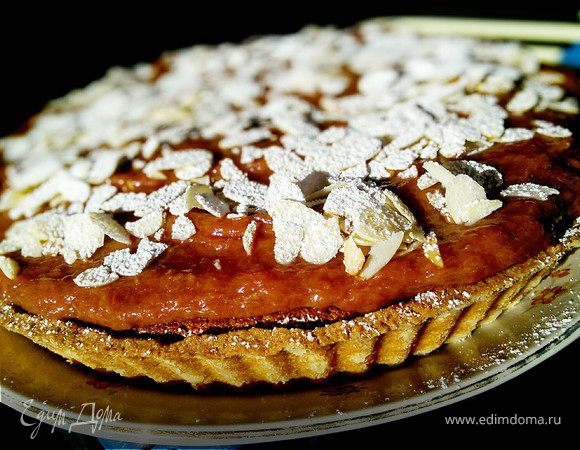 Ревеневый тарт с франжипаном Ревеневый тарт с франжипаном